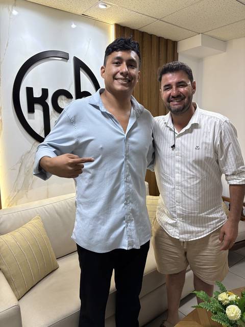 Nelson Pacheco en acción — foto 6